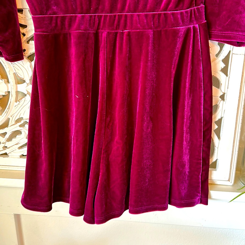 PRICE FIRM Urban Outfitters Pink Velvet Romper - Picture 12 of 12